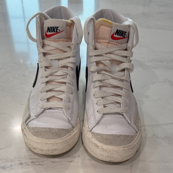 Nike White and Gray High-Tops - Picture 1 of 3